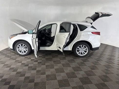 Used 2024 Acura RDX SH-AWD image 11