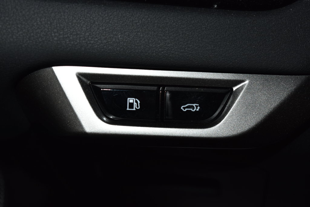 Used 2023 Lexus RX 350 AWD w/ Cold Area Package image 19
