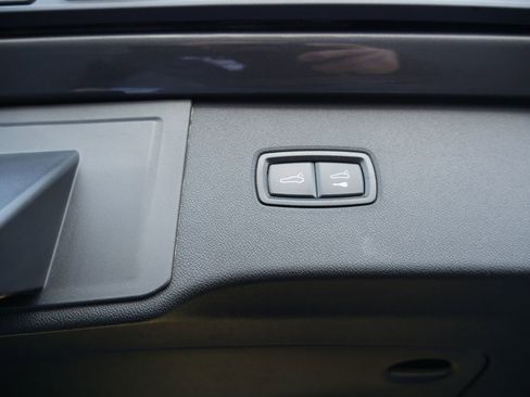 Used 2024 Porsche Cayenne image 27