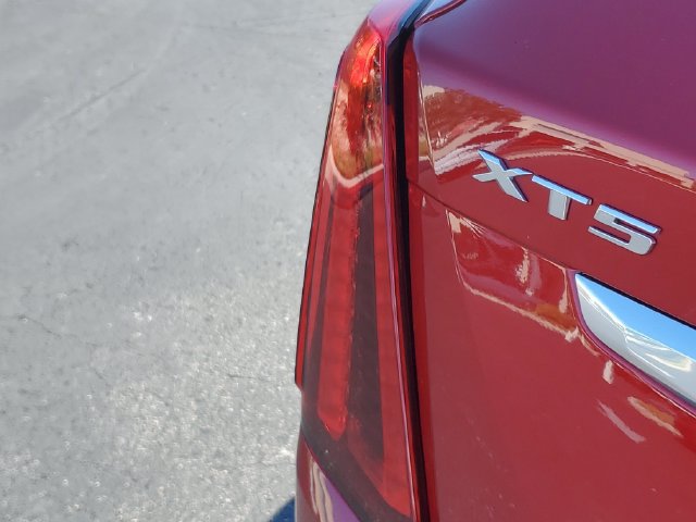 Used 2024 Cadillac XT5 Premium Luxury FWD image 30