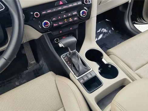 Used 2021 Kia Sportage EX AWD/4WD image 34