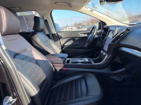 Used 2024 Ford Edge SEL w/ Convenience Package AWD/4WD image 11