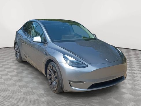 Used 2025 Tesla Model Y Performance AWD/4WD image 17