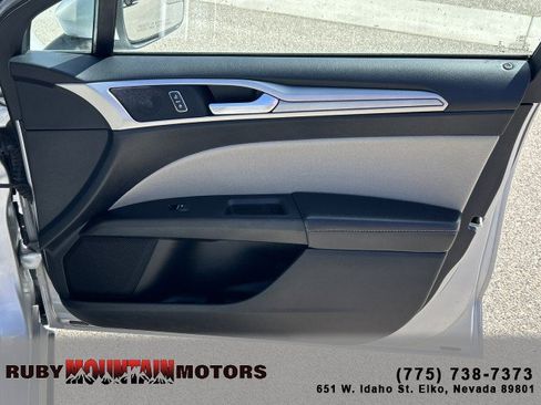 Used 2018 Ford Fusion S FWD image 23