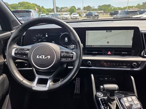 Used 2025 Kia Sportage X-Pro AWD/4WD image 13