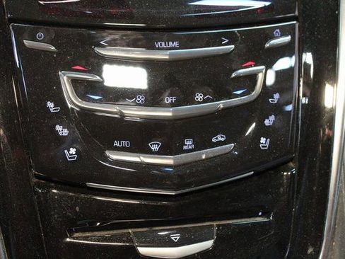 Used 2016 Cadillac Escalade Platinum image 26