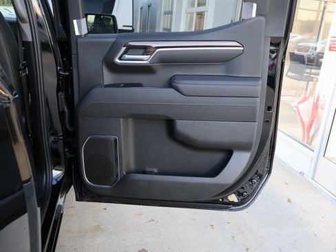 New 2026 Chevrolet Silverado 1500 RST w/ Convenience Package II AWD/4WD image 34