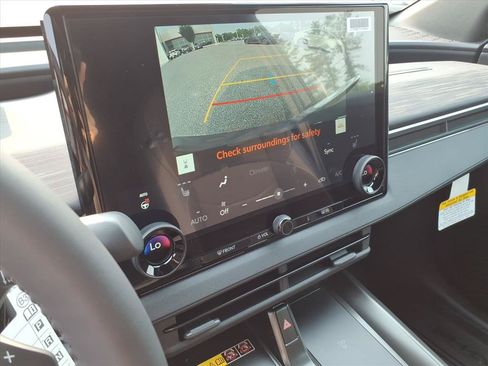 New 2026 Toyota C-HR AWD/4WD image 19