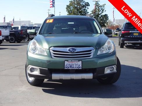 Used 2012 Subaru Outback 3.6R Limited image 3