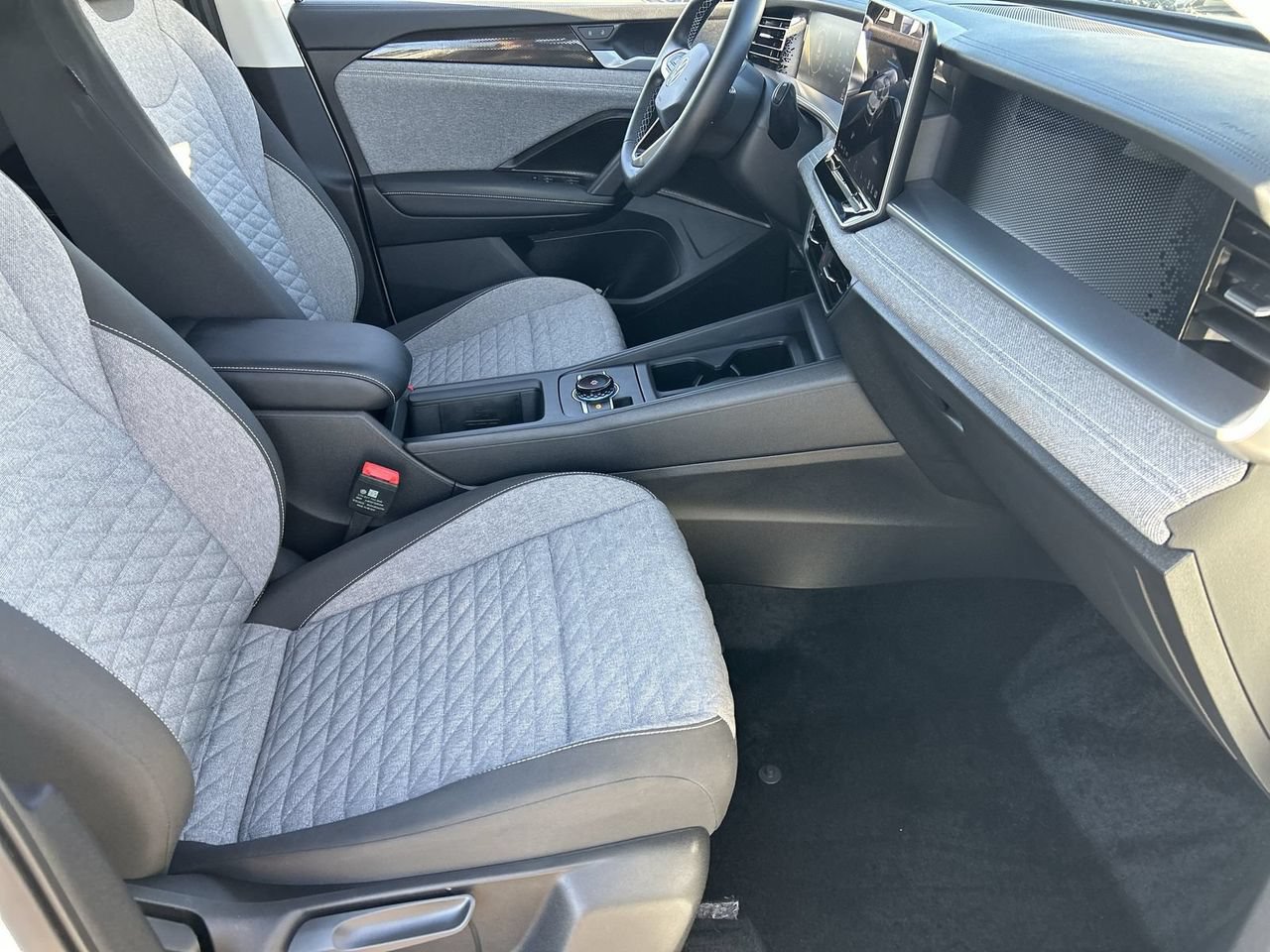 Certified 2026 Volkswagen Tiguan S FWD image 9