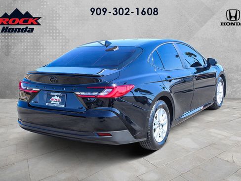 Used 2025 Toyota Camry LE FWD image 6