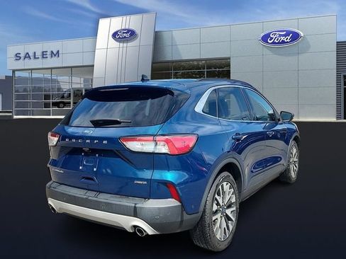 Used 2020 Ford Escape Titanium AWD/4WD image 3