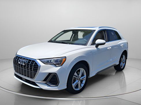 Used 2022 Audi Q3 2.0T Premium AWD/4WD image 1
