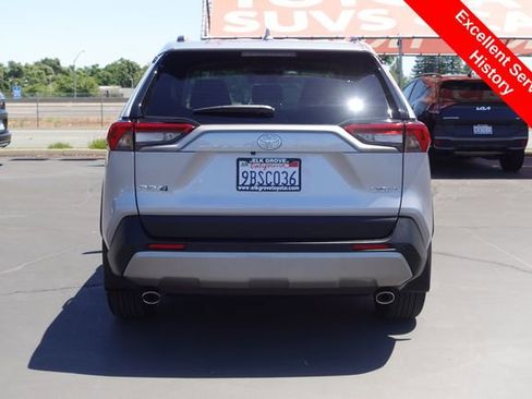 Certified 2022 Toyota RAV4 Limited FWD image 10