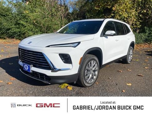 New 2026 Buick Enclave Preferred image 1