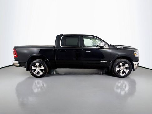 Used 2019 RAM 1500 Laramie AWD/4WD image 18