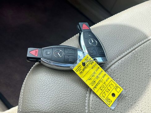 Used 2015 Mercedes-Benz GL 450 4MATIC image 29