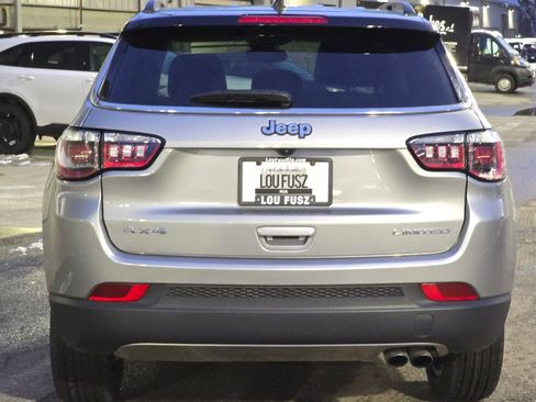 Used 2022 Jeep Compass Limited image 16