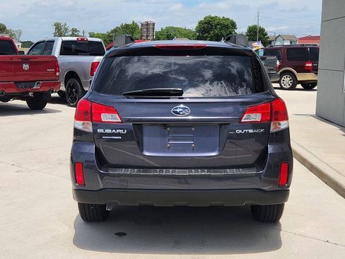 Used 2011 Subaru Outback 2.5i Premium AWD/4WD image 5