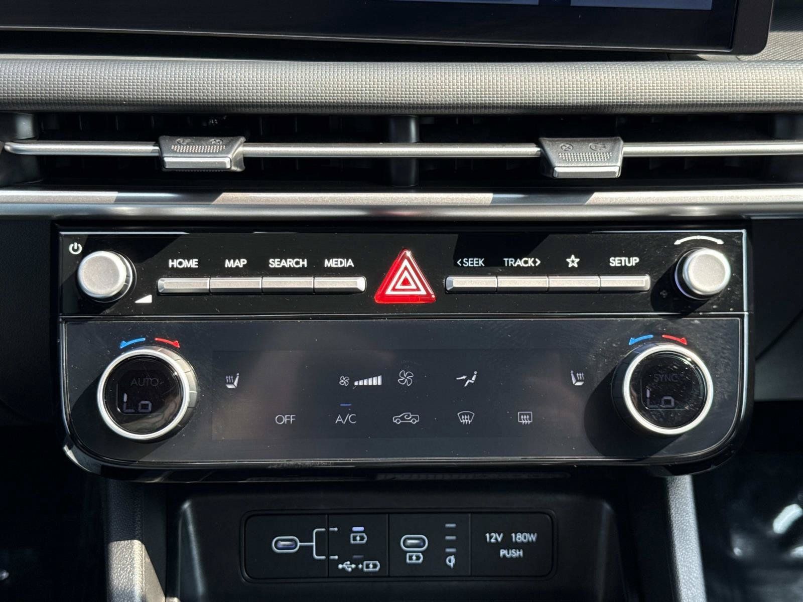 Certified 2025 Hyundai Santa Cruz XRT AWD/4WD image 6