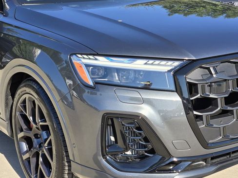 New 2026 Audi SQ7 Prestige image 9