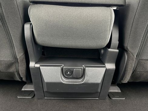 Used 2025 Ford F150 XLT w/ Equipment Group 301A Standard image 18