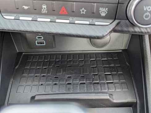 Used 2024 Ford Mustang GT Premium image 28