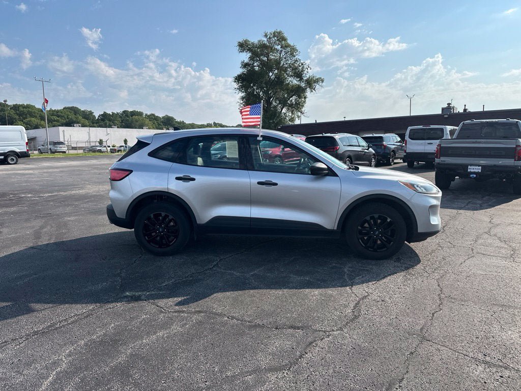 Certified 2020 Ford Escape S AWD/4WD image 4