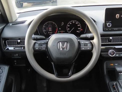 Used 2023 Honda Civic LX image 17
