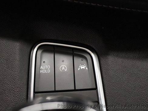 Used 2023 Cadillac Escalade ESV Premium Luxury AWD/4WD image 30