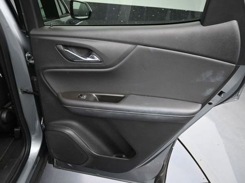 Used 2025 Chevrolet Blazer LT FWD image 26