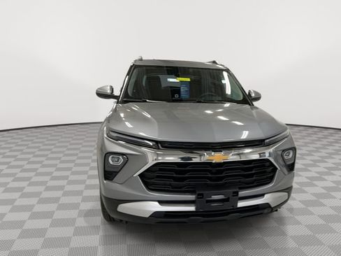 Certified 2025 Chevrolet TrailBlazer LT AWD/4WD image 3