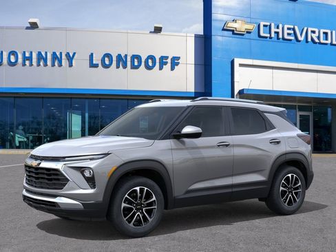 New 2026 Chevrolet TrailBlazer LT w/ Convenience Package FWD image 2