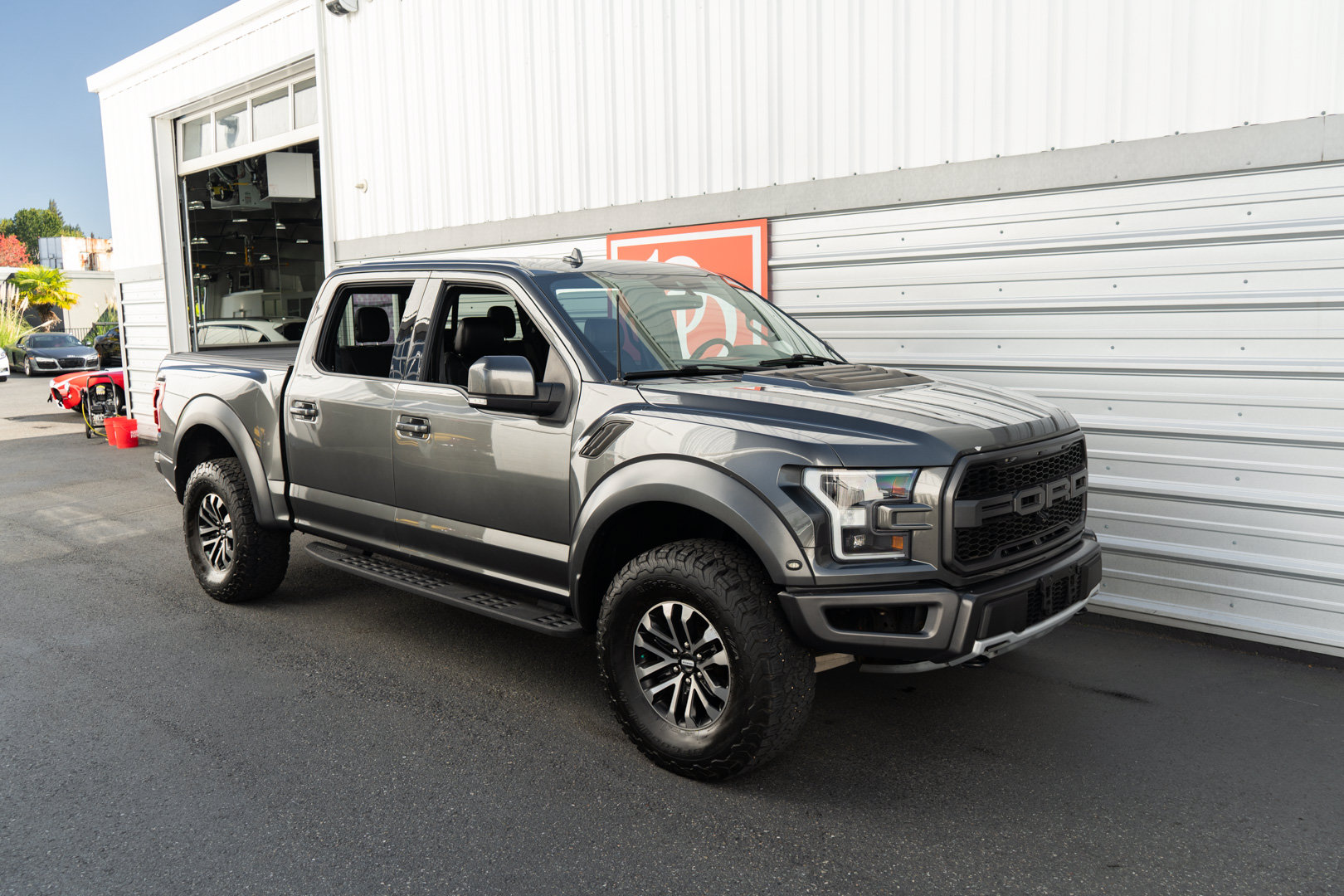 Used 2019 Ford F150 Raptor w/ Equipment Group 802A Luxury AWD/4WD image 45