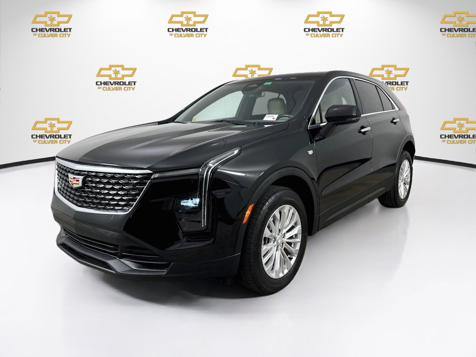 Used 2024 Cadillac XT4 Luxury FWD image 3
