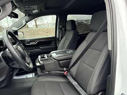 Used 2023 Chevrolet Silverado 1500 LT Trail Boss w/ Protection Package AWD/4WD image 11