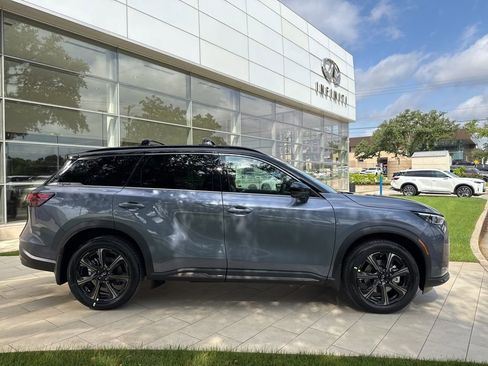 Used 2026 INFINITI QX60 Autograph w/ Dark Cargo Package AWD/4WD image 4