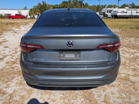 Used 2022 Volkswagen Jetta S FWD image 5