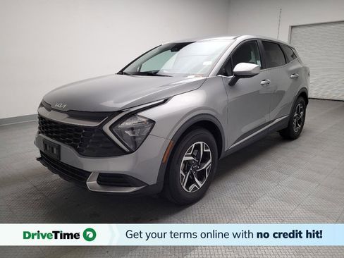 Used 2023 Kia Sportage LX image 1