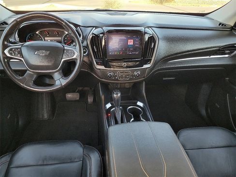 Used 2020 Chevrolet Traverse RS image 17