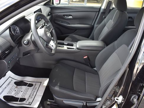 Certified 2024 Nissan Sentra SV FWD image 22