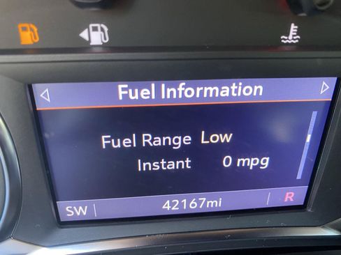 Used 2023 Chevrolet Traverse LT w/ LPO, Floor Liner Package AWD/4WD image 34