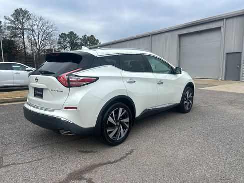 Used 2018 Nissan Murano Platinum image 3