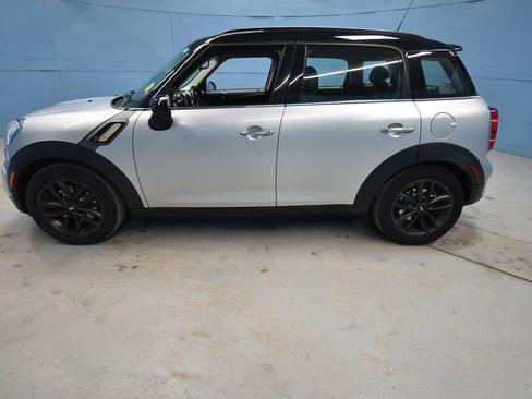 Used 2011 MINI Cooper Countryman S image 30