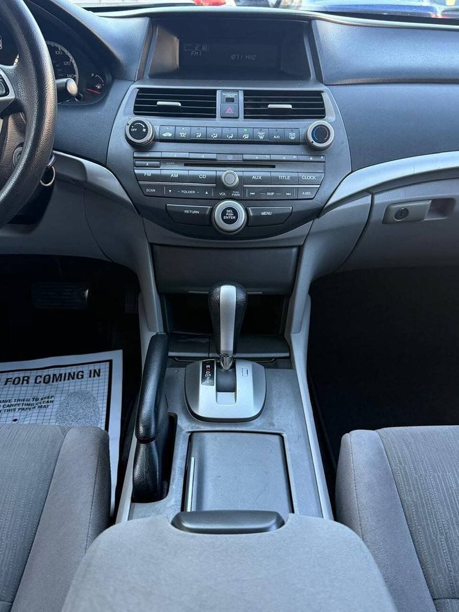 Used 2012 Honda Accord LX image 17