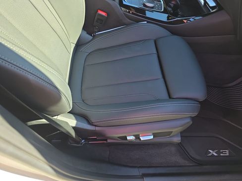 Used 2023 BMW X3 xDrive30i w/ Convenience Package w/ZPA image 12