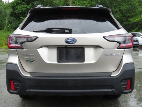 Used 2020 Subaru Outback Premium AWD/4WD image 6
