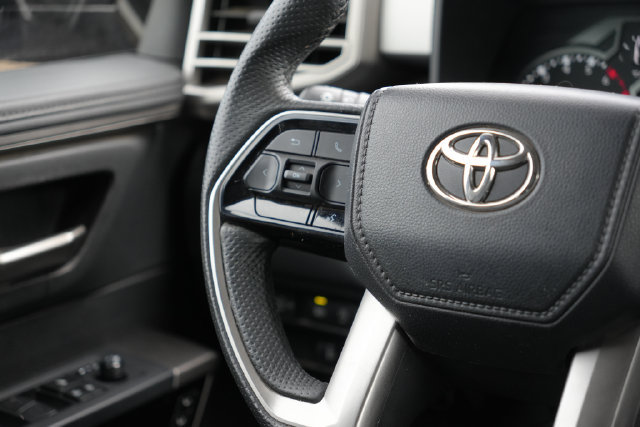Used 2023 Toyota Tundra Limited w/ Power Package AWD/4WD image 18