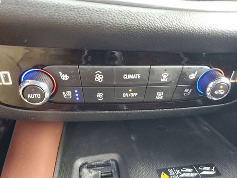 Used 2020 Buick Enclave Avenir w/ Avenir Technology Package image 34