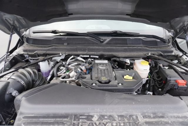 Used 2026 RAM 3500 Laramie AWD/4WD image 61